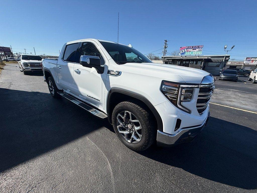 2025 GMC Sierra 1500 SLT Crew Cab 4WD