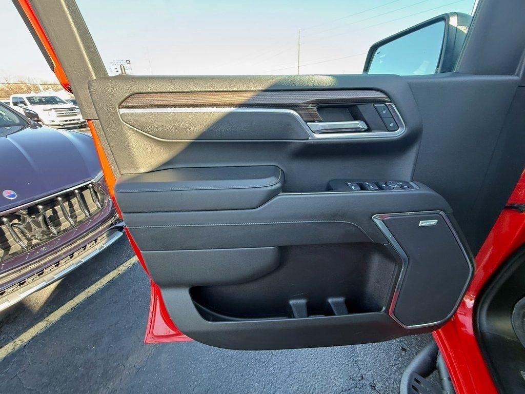 Chevrolet Silverado 1500 Trail Boss LT Crew Cab 4WD 2024