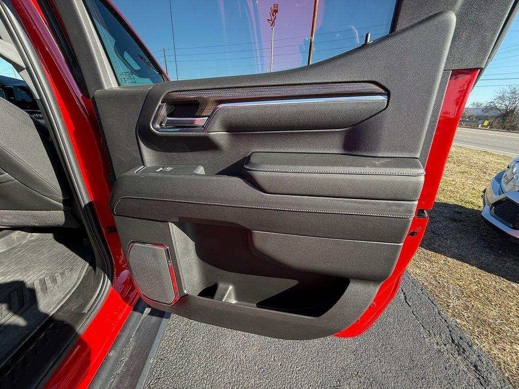 Chevrolet Silverado 1500 Trail Boss LT Crew Cab 4WD 2024