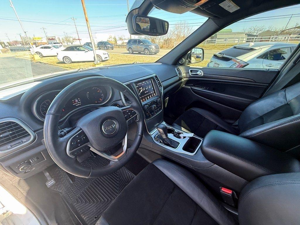 Jeep Grand Cherokee Laredo 4WD 2018