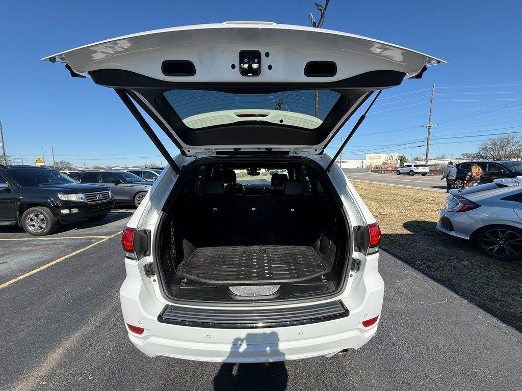 Jeep Grand Cherokee Laredo 4WD 2018