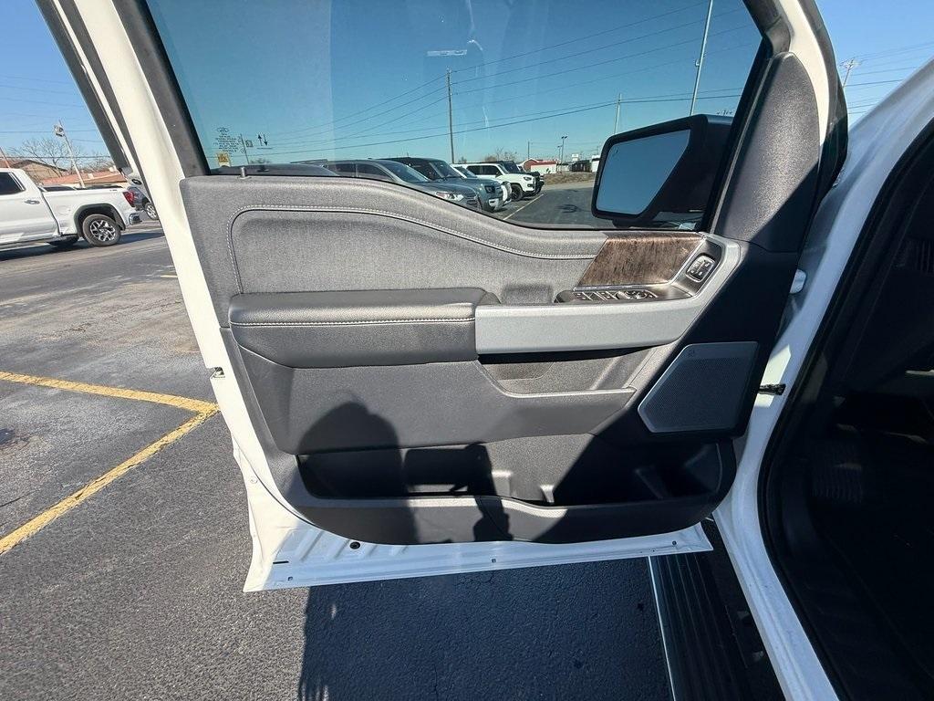 Ford F-150 Lariat SuperCrew 5.5-ft. Bed 4WD 2023