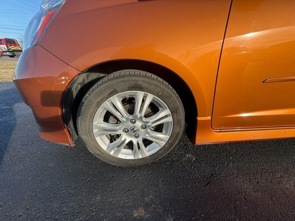 Honda Fit Sport 5-Speed MT 2009