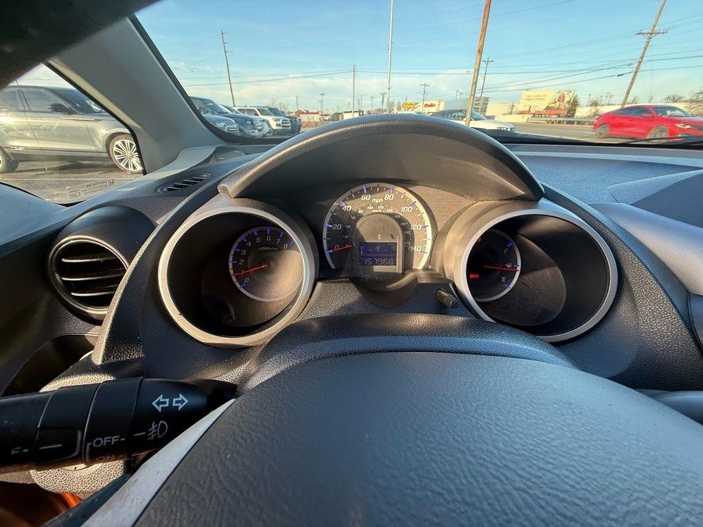 Honda Fit Sport 5-Speed MT 2009