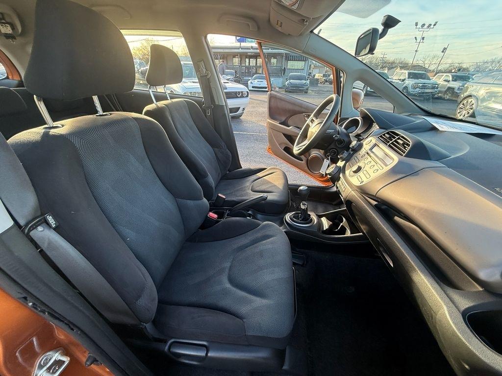 Honda Fit Sport 5-Speed MT 2009