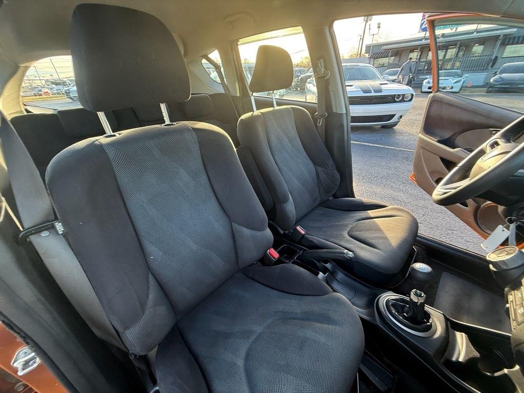 Honda Fit Sport 5-Speed MT 2009