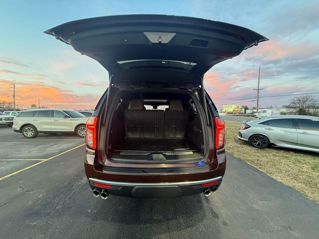 Chevrolet Suburban High Country 4WD 2023