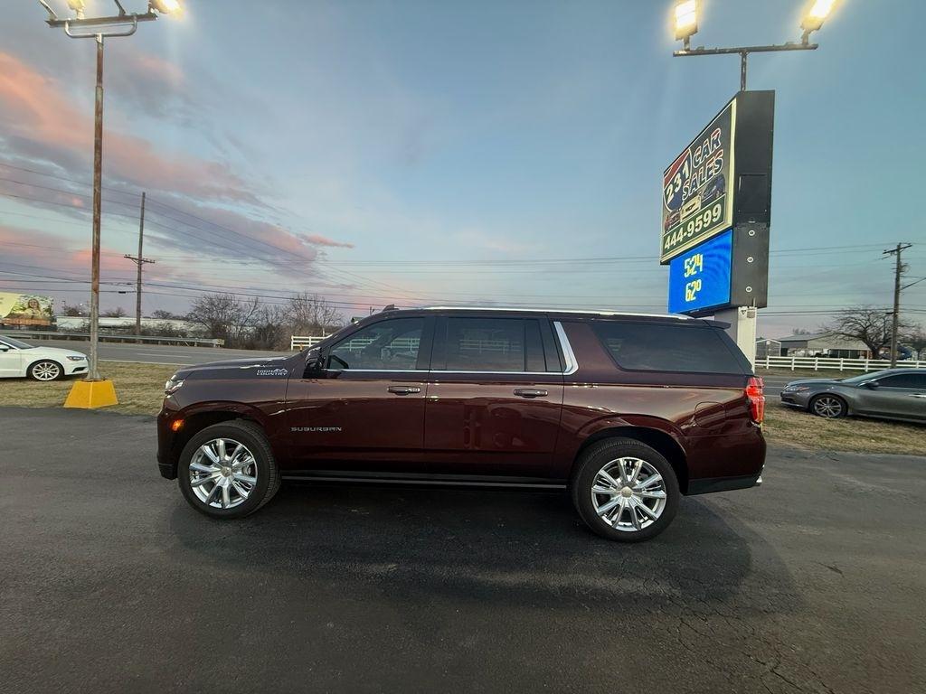 Chevrolet Suburban High Country 4WD 2023