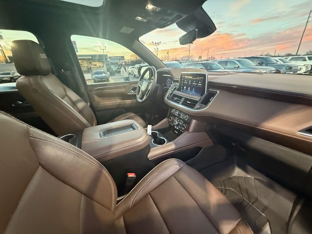 Chevrolet Suburban High Country 4WD 2023