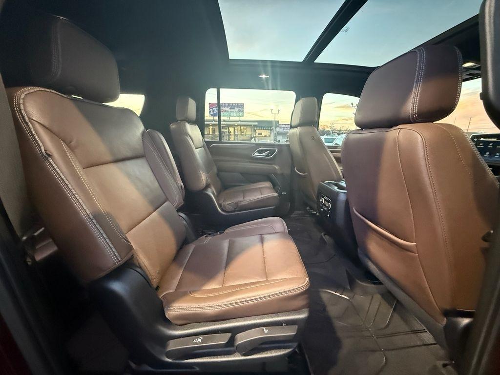 Chevrolet Suburban High Country 4WD 2023