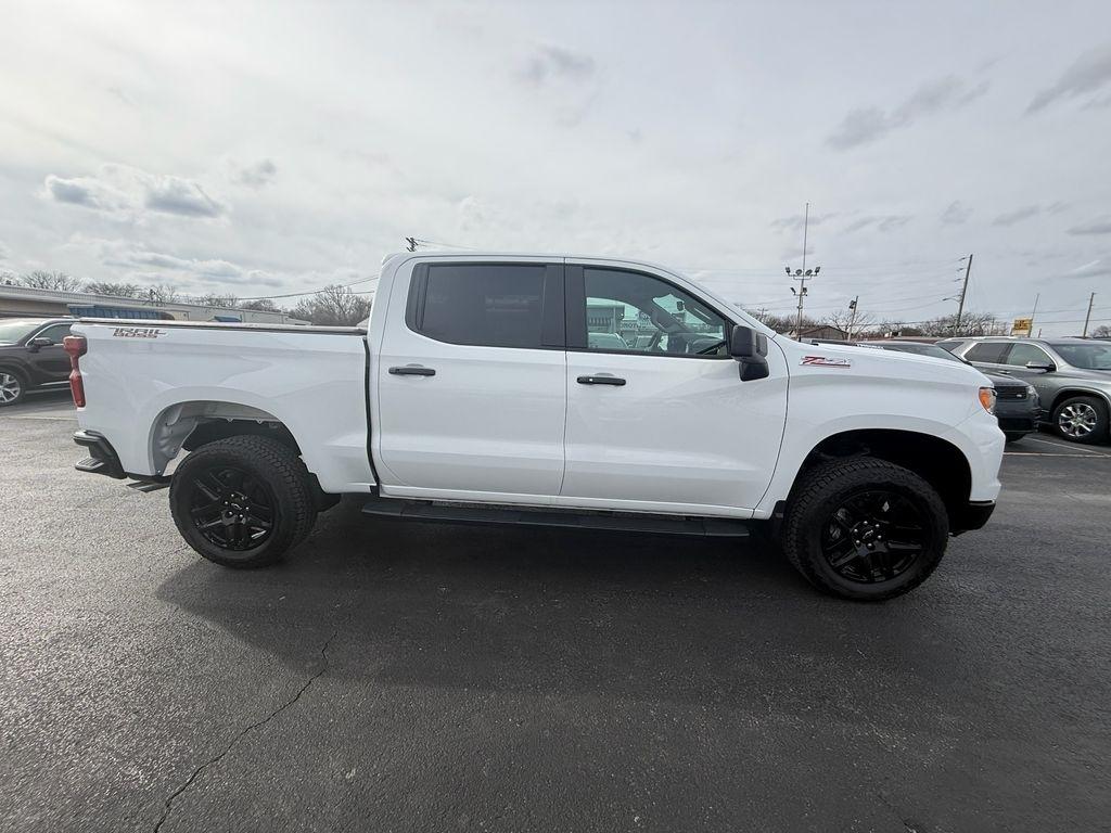Chevrolet Silverado 1500 High Country Crew Cab 4WD 2026