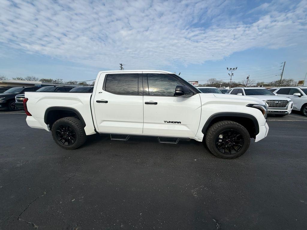 Toyota Tundra SR5 CrewMax 4WD 2023