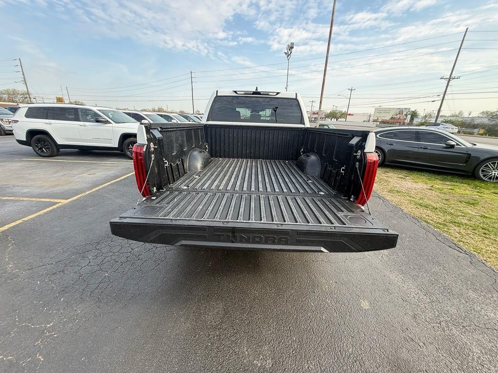 Toyota Tundra SR5 CrewMax 4WD 2023