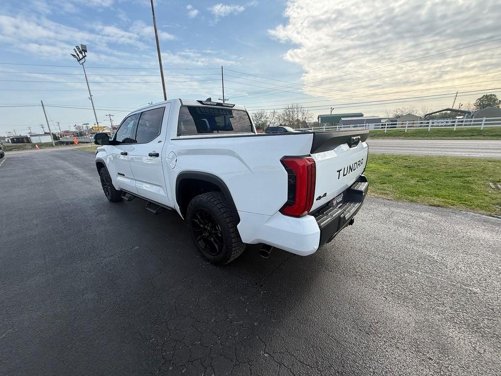 Toyota Tundra SR5 CrewMax 4WD 2023