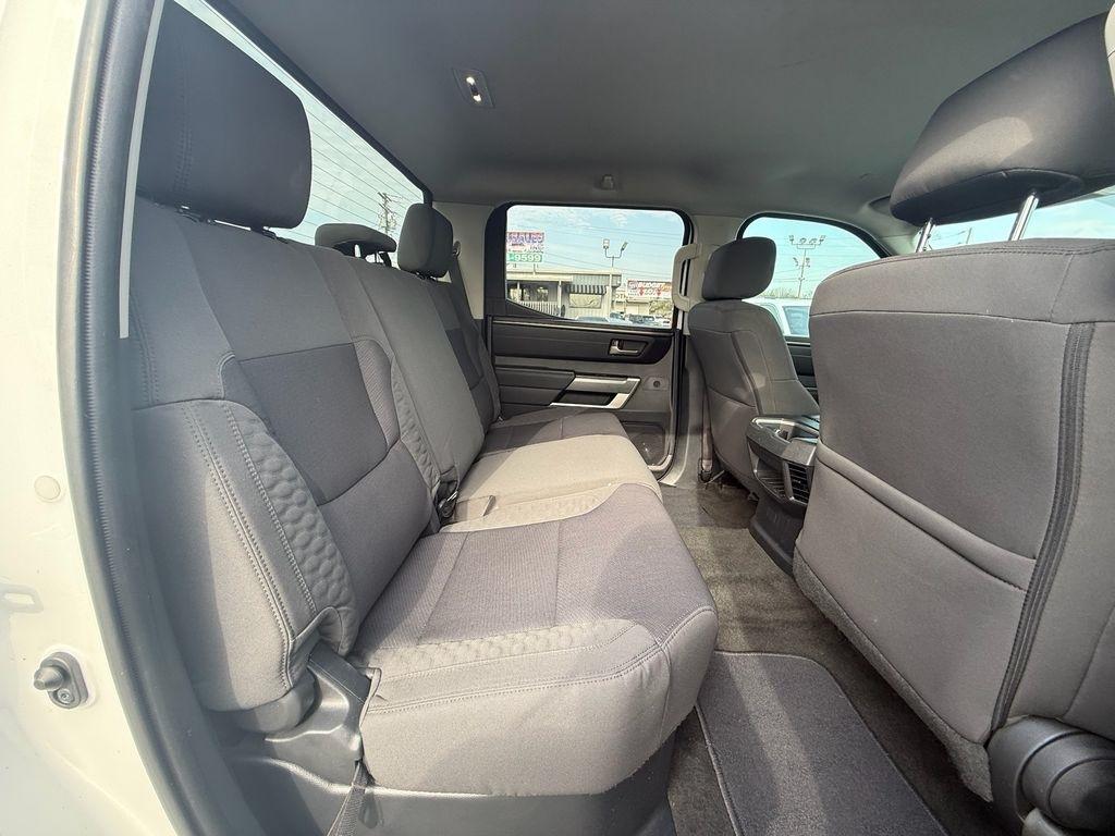 Toyota Tundra SR5 CrewMax 4WD 2023