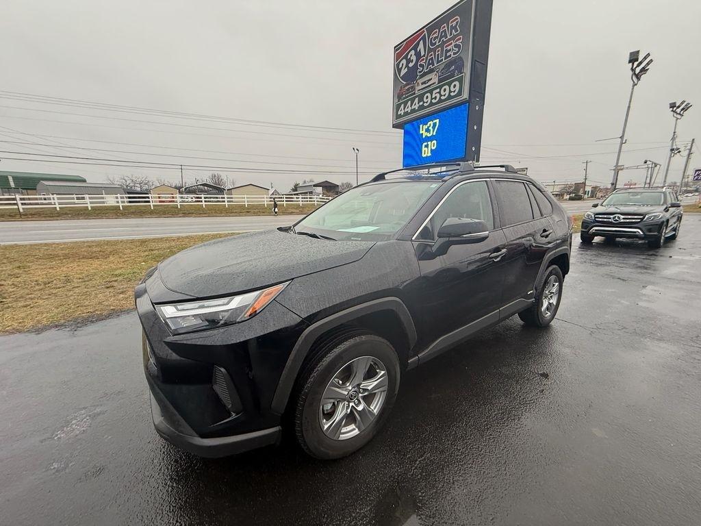 Toyota RAV4 Hybrid XLE 2024