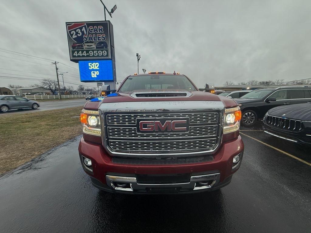 GMC Sierra 2500HD Denali Crew Cab 4WD 2018