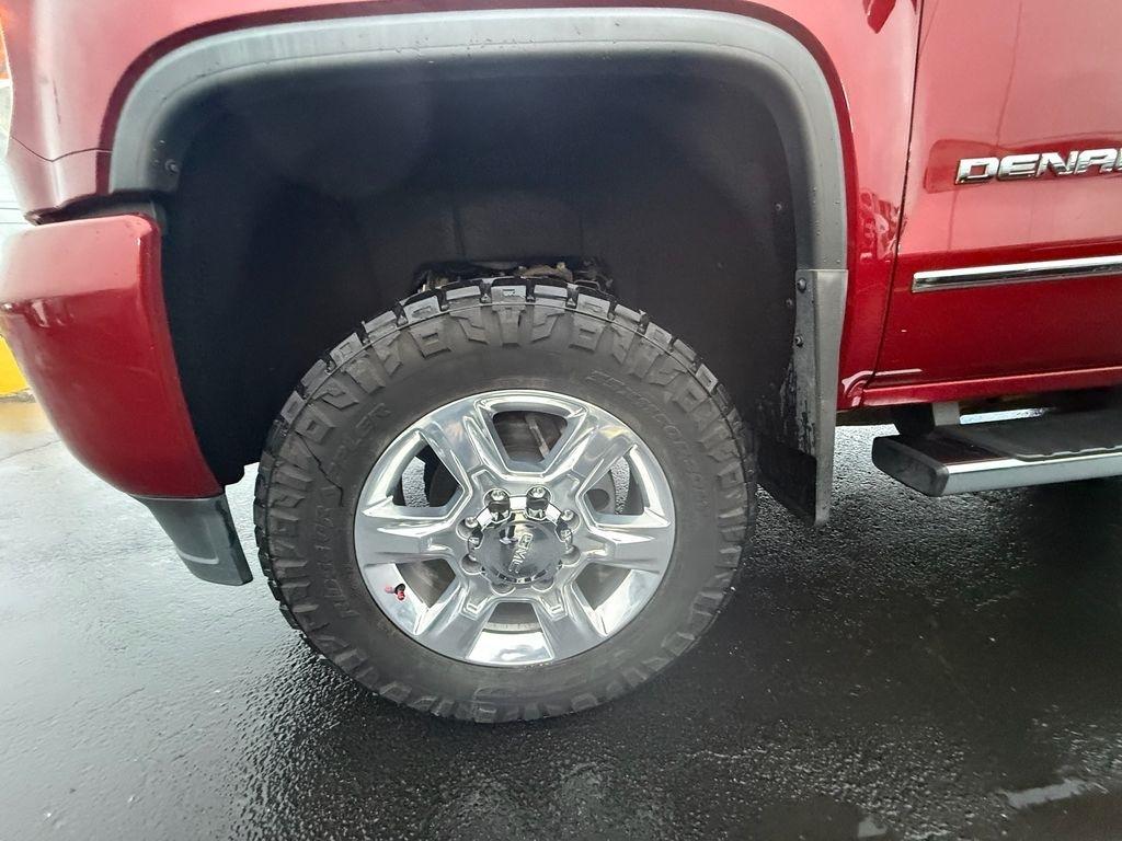 GMC Sierra 2500HD Denali Crew Cab 4WD 2018