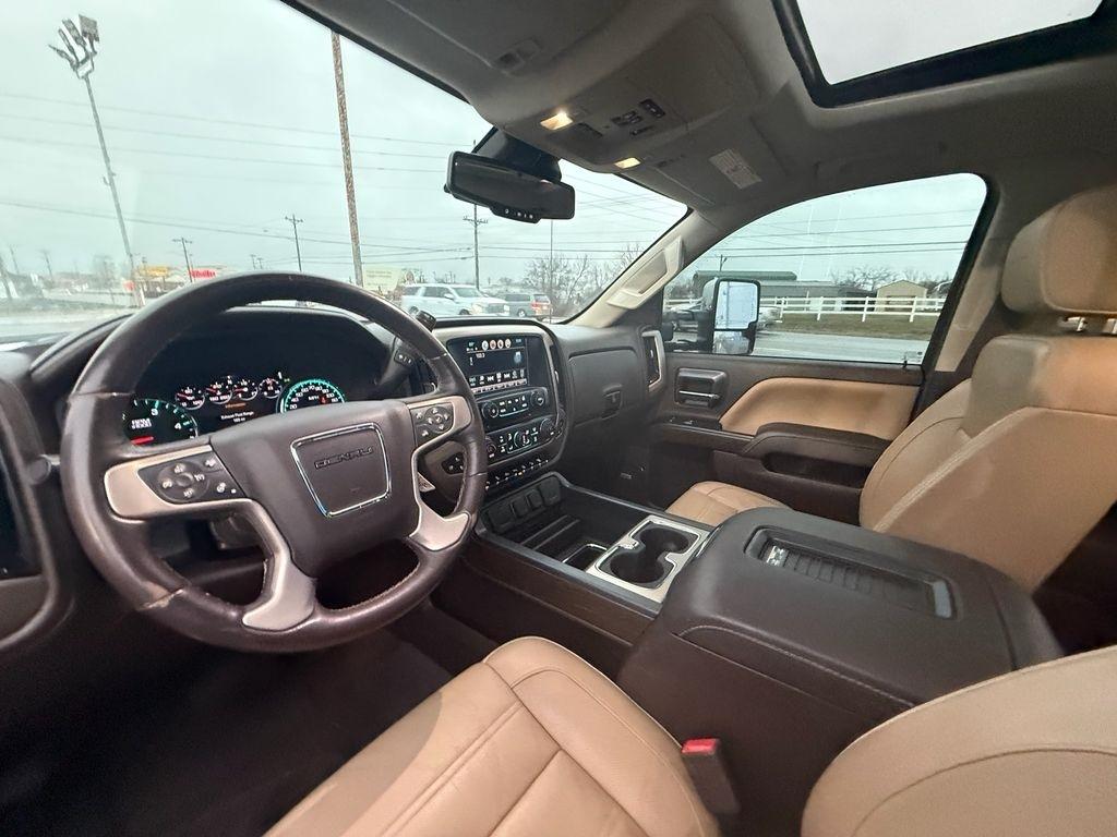 GMC Sierra 2500HD Denali Crew Cab 4WD 2018