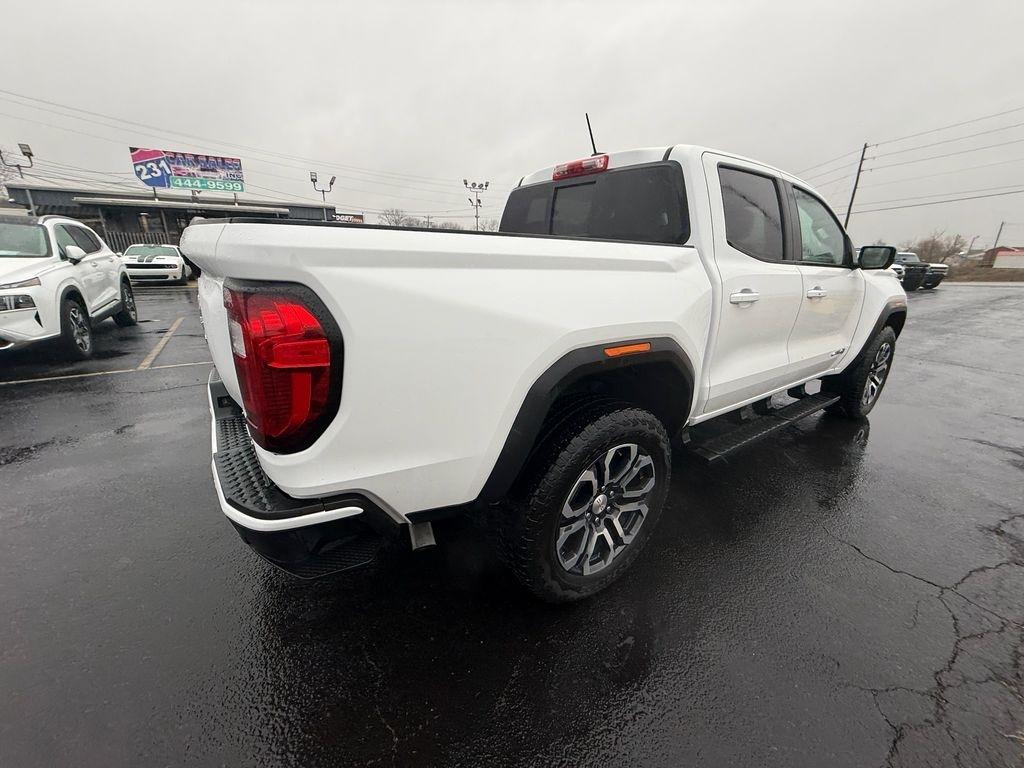 GMC Canyon AT4 Crew Cab 4WD 2023