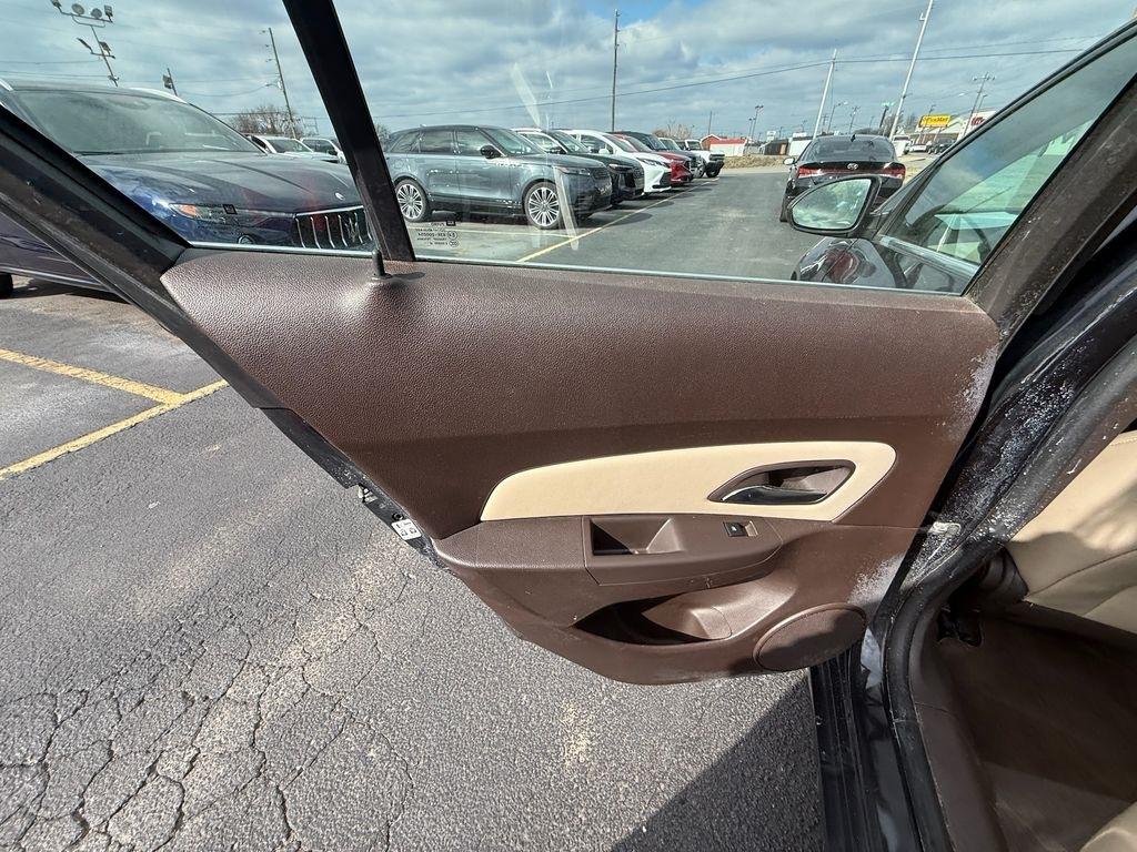 Chevrolet Cruze 2LT Auto 2015