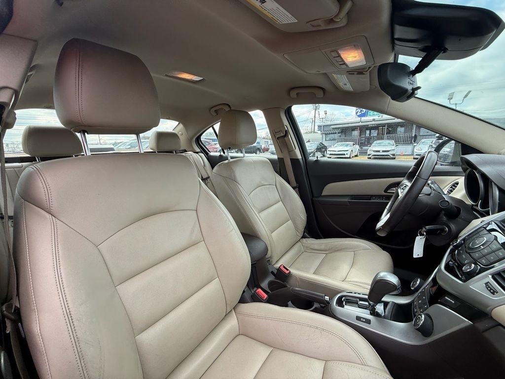 Chevrolet Cruze 2LT Auto 2015