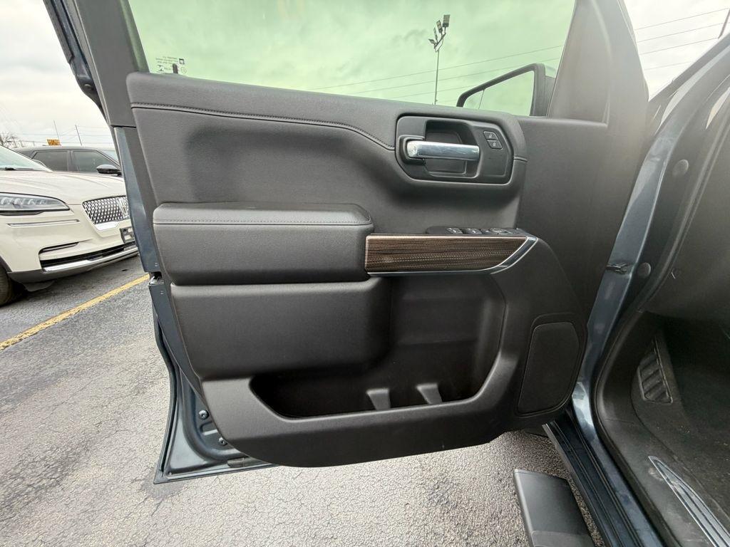 Chevrolet Silverado 1500 LT Crew Cab 2WD 2021