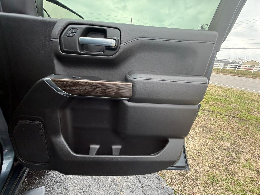 Chevrolet Silverado 1500 LT Crew Cab 2WD 2021