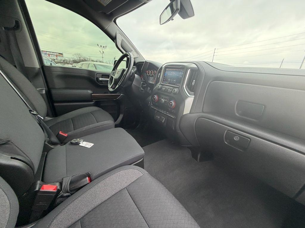 Chevrolet Silverado 1500 LT Crew Cab 2WD 2021
