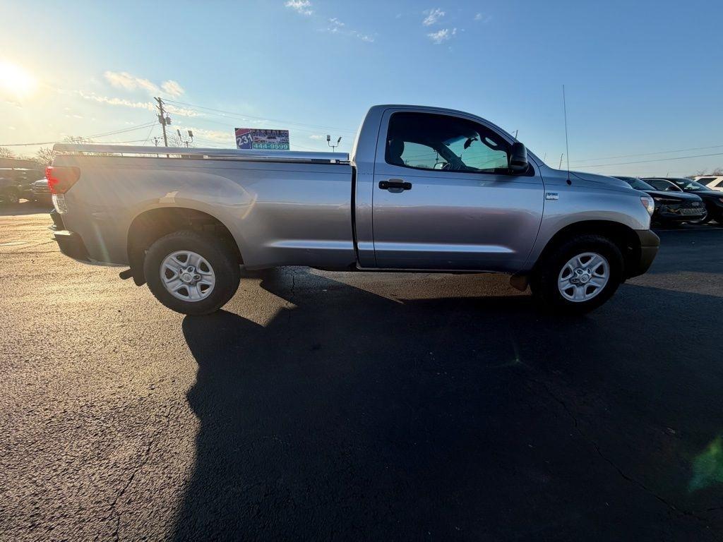 Toyota Tundra Tundra-Grade 4.6L Long Bed 4WD 2010