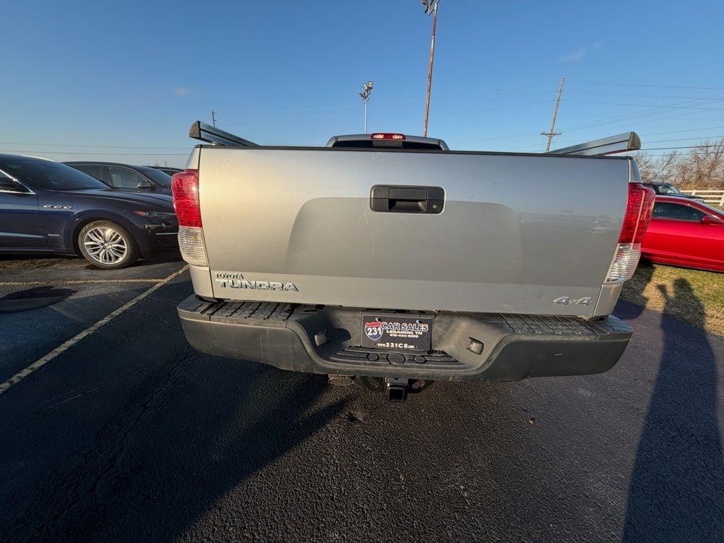 Toyota Tundra Tundra-Grade 4.6L Long Bed 4WD 2010