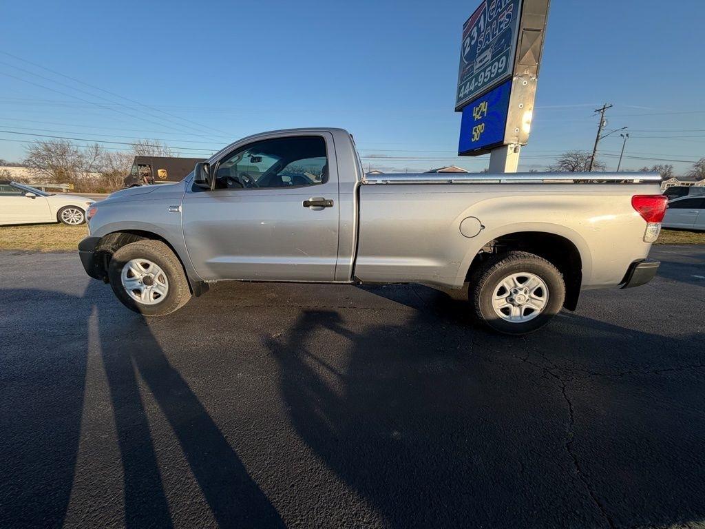 Toyota Tundra Tundra-Grade 4.6L Long Bed 4WD 2010
