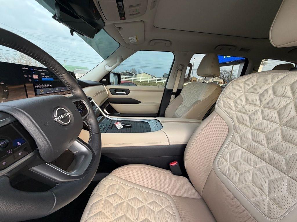 Nissan Armada Platinum 2025