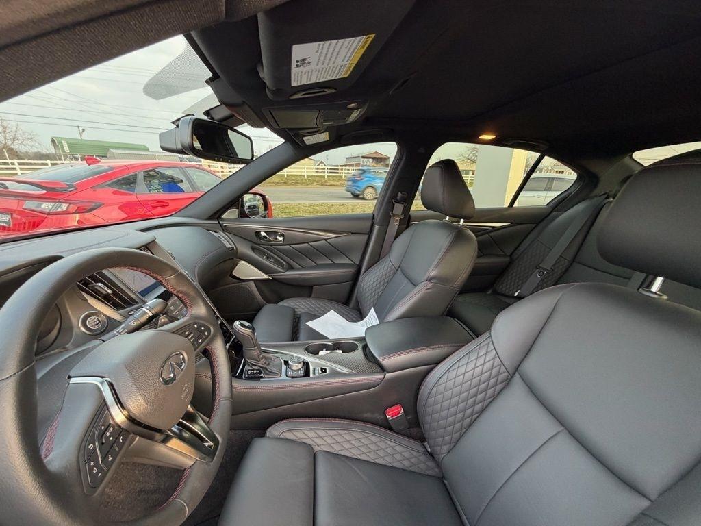 Infiniti Q50 Red Sport 400 AWD 2024