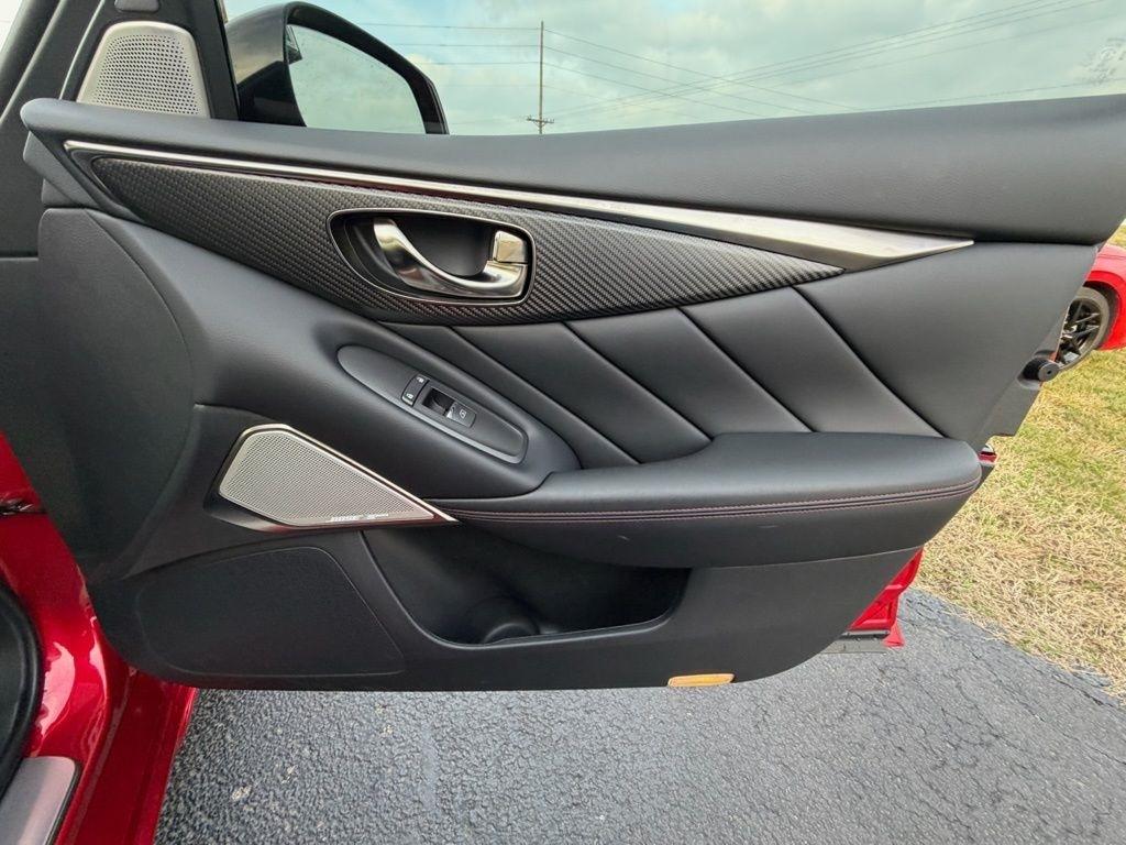 Infiniti Q50 Red Sport 400 AWD 2024
