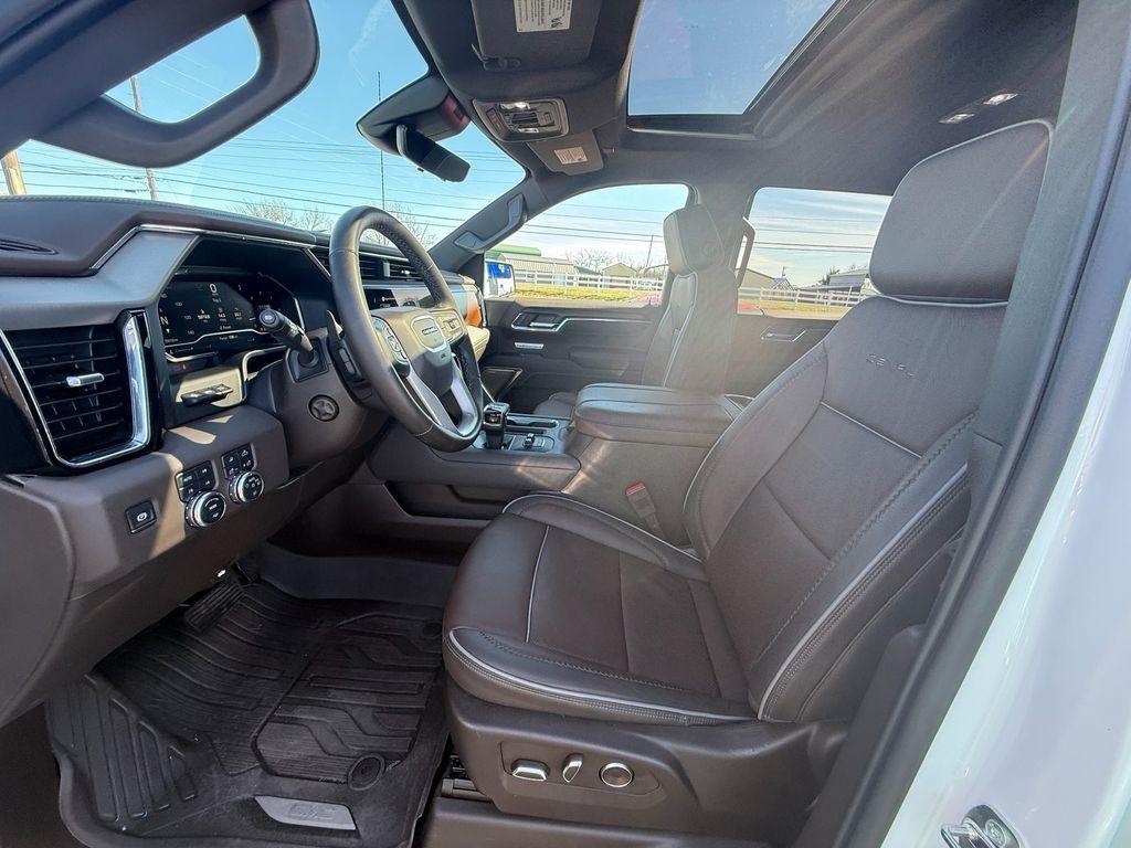 GMC Sierra 1500 Denali Crew Cab Short Box 4WD 2024