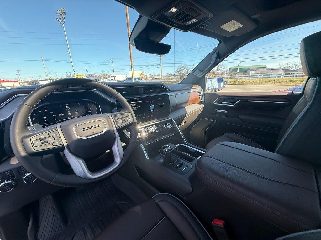 GMC Sierra 1500 Denali Crew Cab Short Box 4WD 2024