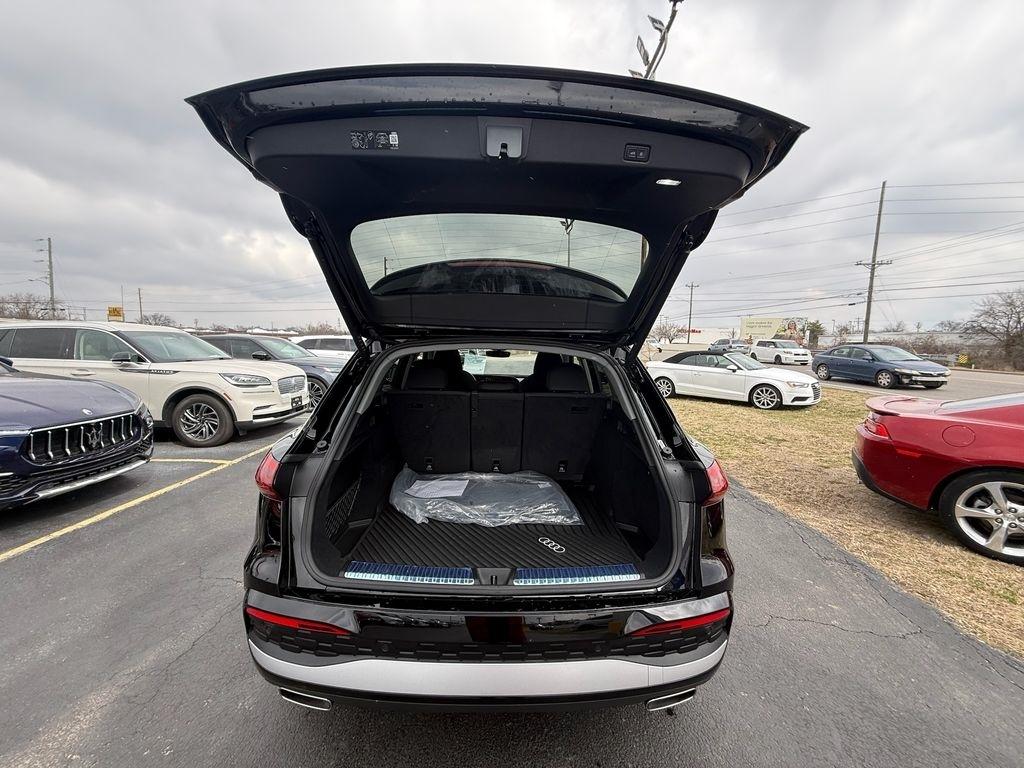 Audi Q5 2.0T Premium Plus quattro 2025