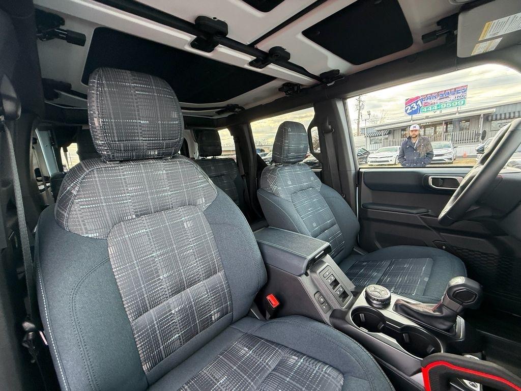 Ford Bronco Heritage Edition 4-Door 2025