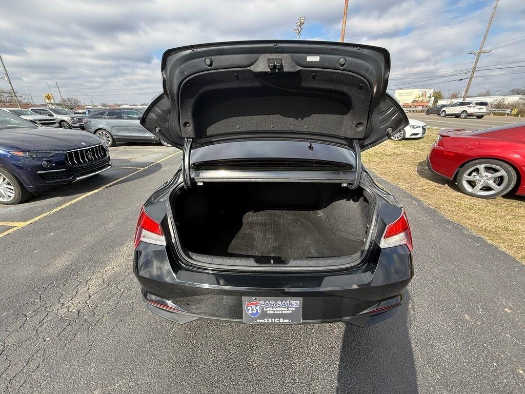 Hyundai Elantra SEL 2022