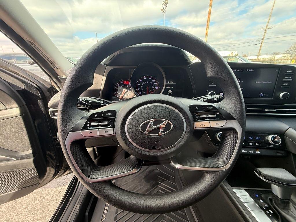 Hyundai Elantra SEL 2022