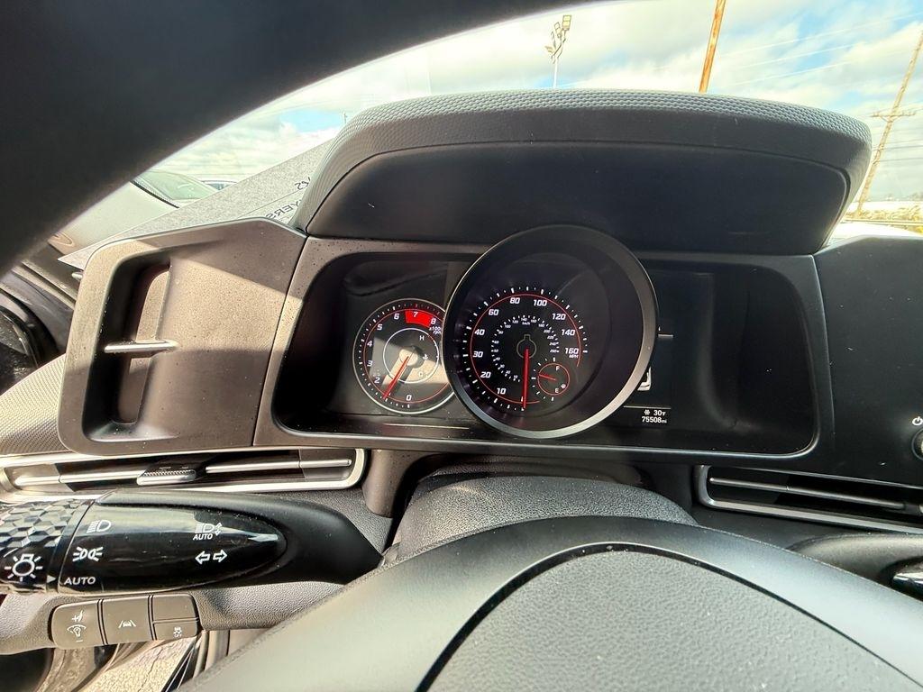 Hyundai Elantra SEL 2022