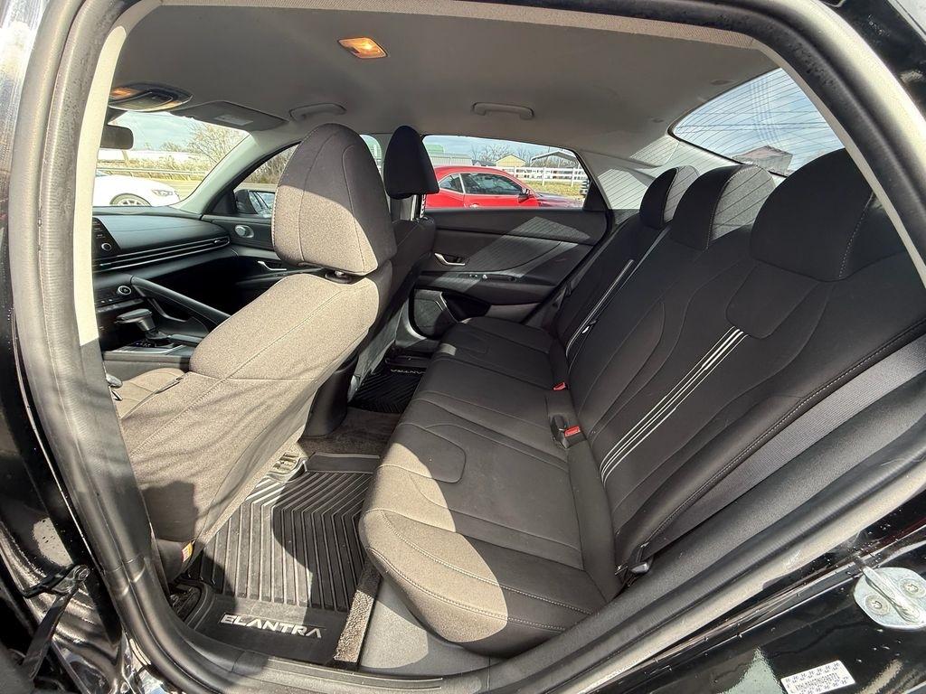 Hyundai Elantra SEL 2022