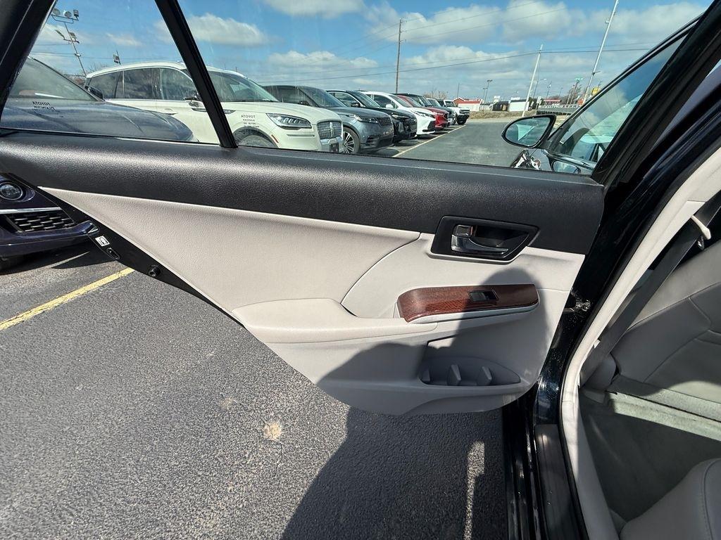 Toyota Camry LE 2012