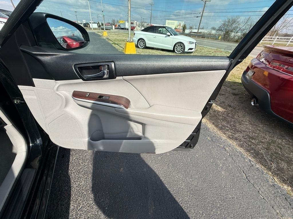 Toyota Camry LE 2012