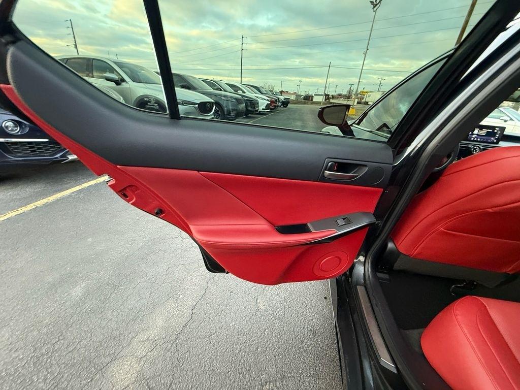 Lexus IS F SPORT 350 RWD 2023