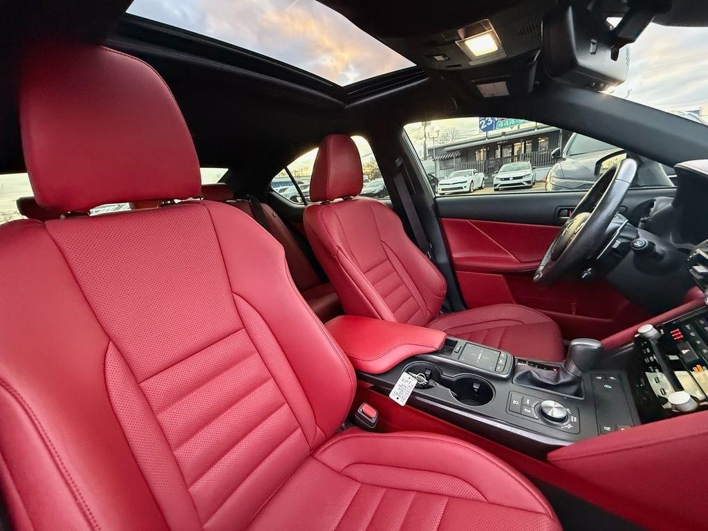 Lexus IS F SPORT 350 RWD 2023