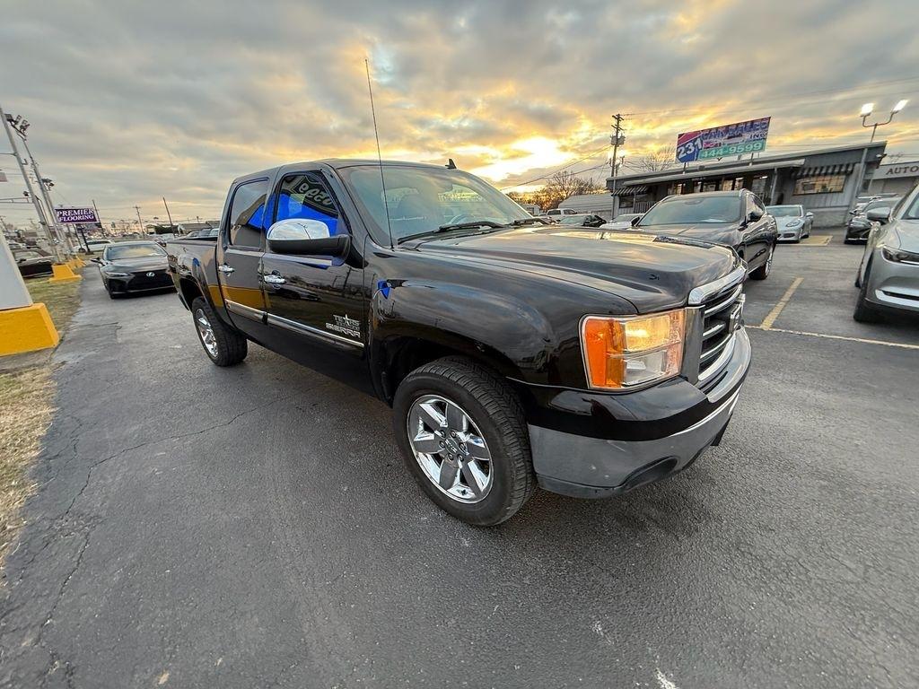 GMC Sierra 1500 SLE Crew Cab 2WD 2013