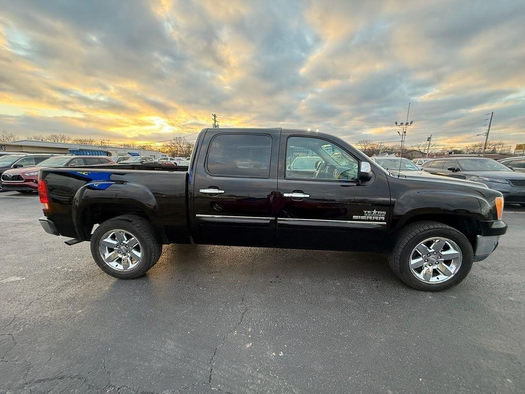 GMC Sierra 1500 SLE Crew Cab 2WD 2013
