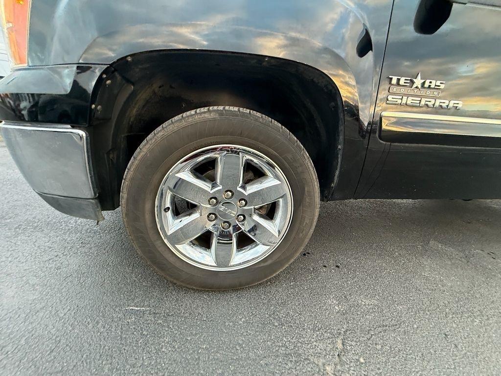 GMC Sierra 1500 SLE Crew Cab 2WD 2013